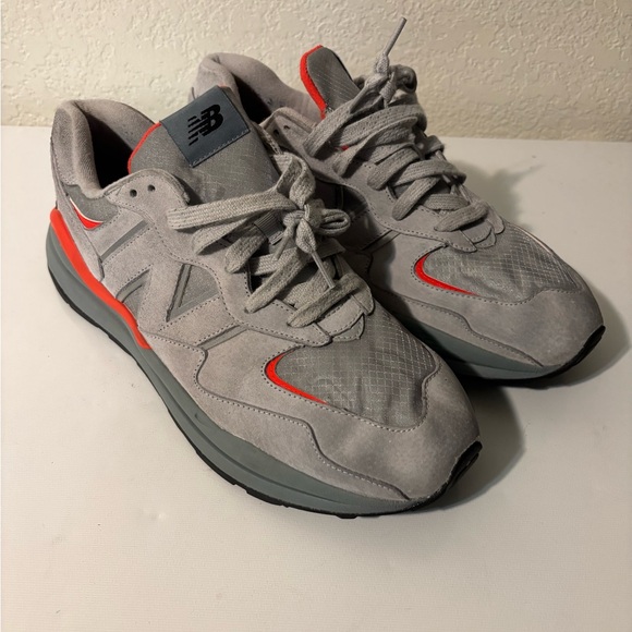 New Balance 57/40 in Grey and Orange - Picture 1 of 3